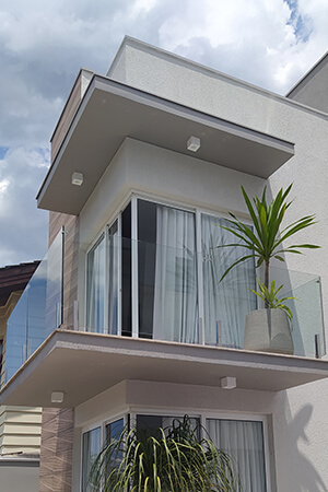 Fechamento de sacada